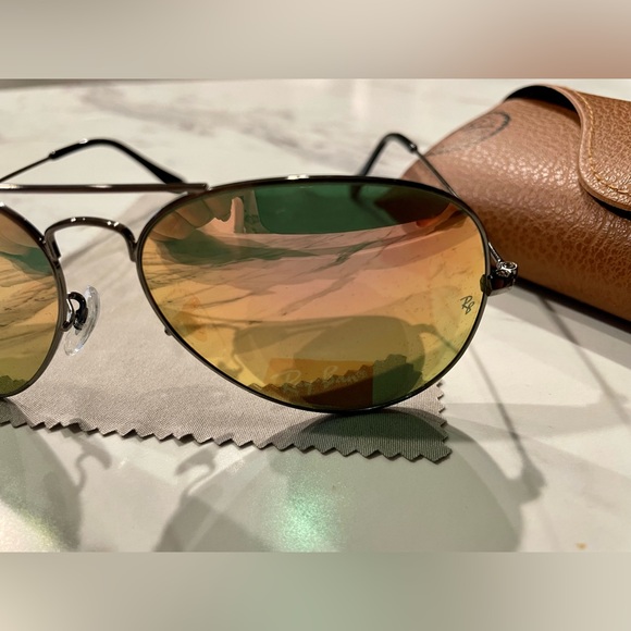 Limited Ray Ban Aviator 58mm Pink W
Metal Frames RB 3025 58014 -135 never warn - Picture 11 of 16